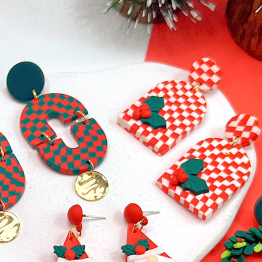 Jolly Holly-Day Christmas Holiday Earrings