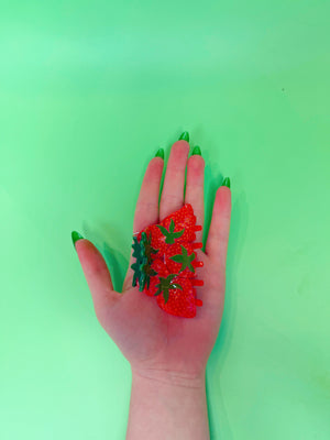 Berry Cute & Claw-ver Hair Claw