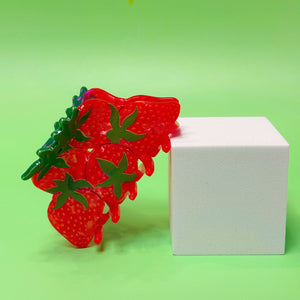 Berry Cute & Claw-ver Hair Claw