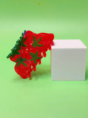 Berry Cute & Claw-ver Hair Claw